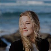 Sea cual sea tu nivel, tu edad o tus metas personales, puedo enseñarte de forma que aprendas de forma eficiente y amena. Estoy abierto a enseñar cualquier estilo de música. Conmigo no te faltará motivación: soy especialista en mantener fluyendo la emoción